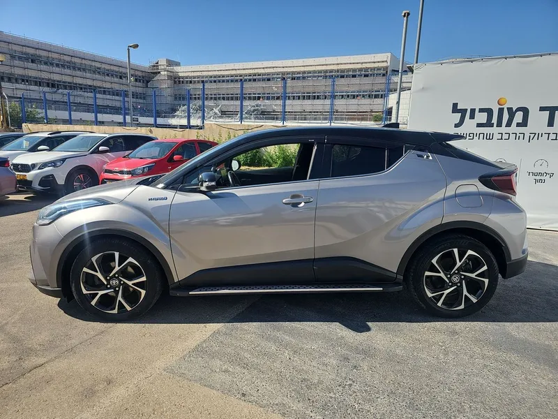 Toyota C-HR с пробегом, 2021, частная рука