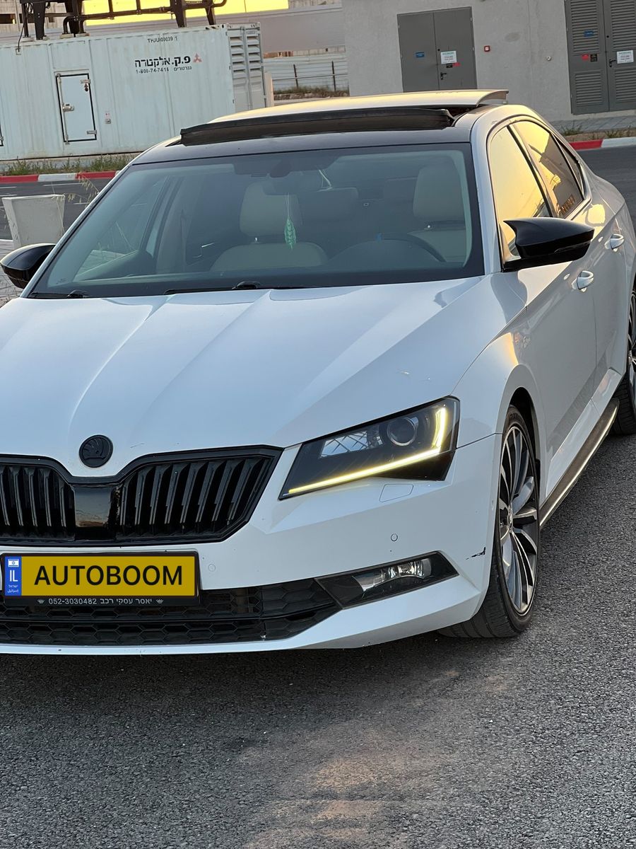Skoda Superb 2nd hand, 2016, private