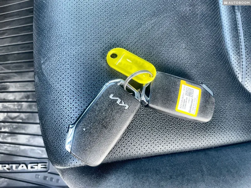 Kia Sportage 2nd hand, 2023, private