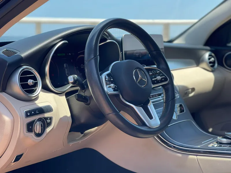 Mercedes C-Class 2nd hand, 2020, private hand