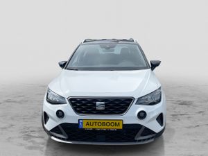 SEAT Arona, 2022, фото
