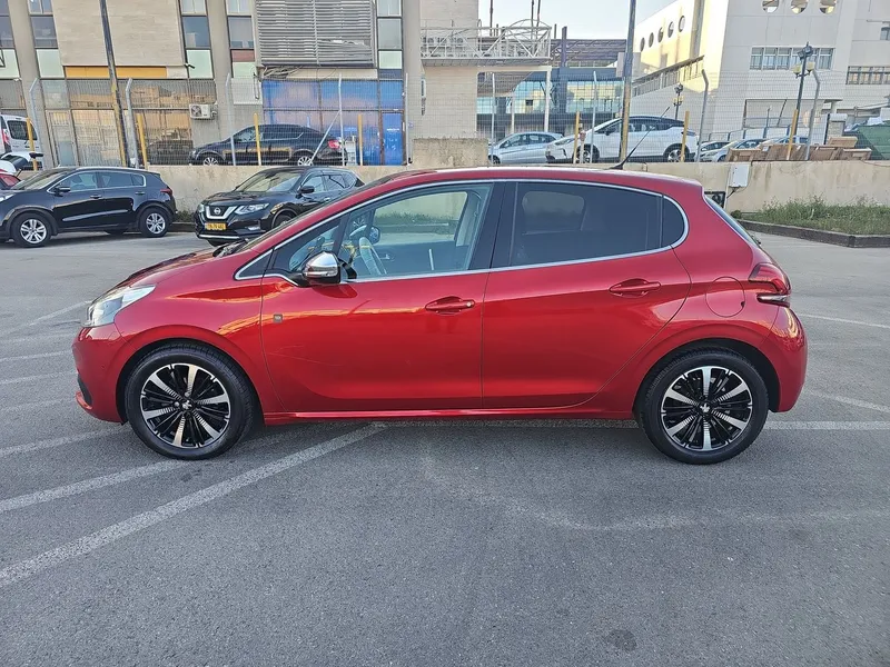 Peugeot 208 2nd hand, 2019, private hand