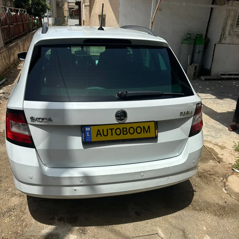 Škoda Fabia 2ème main, 2017, main privée