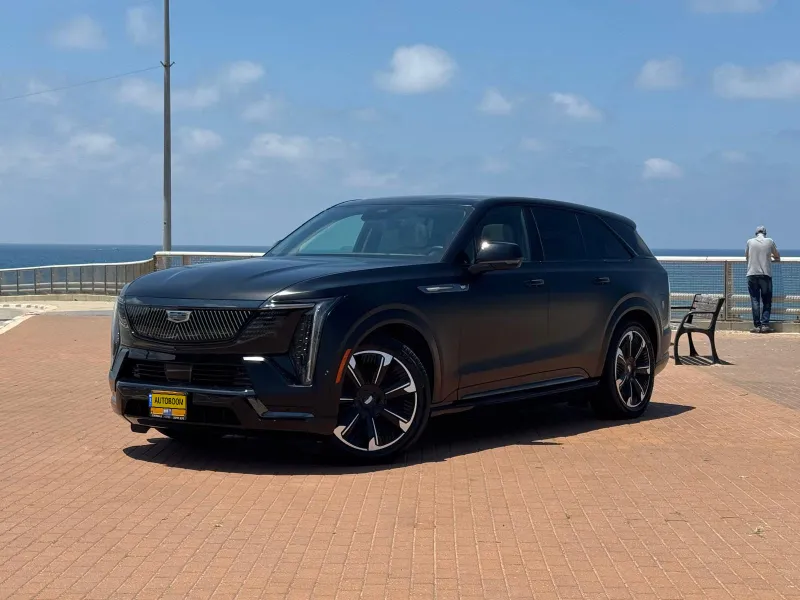 Cadillac Escalade IQ 2nd hand, 2025, private