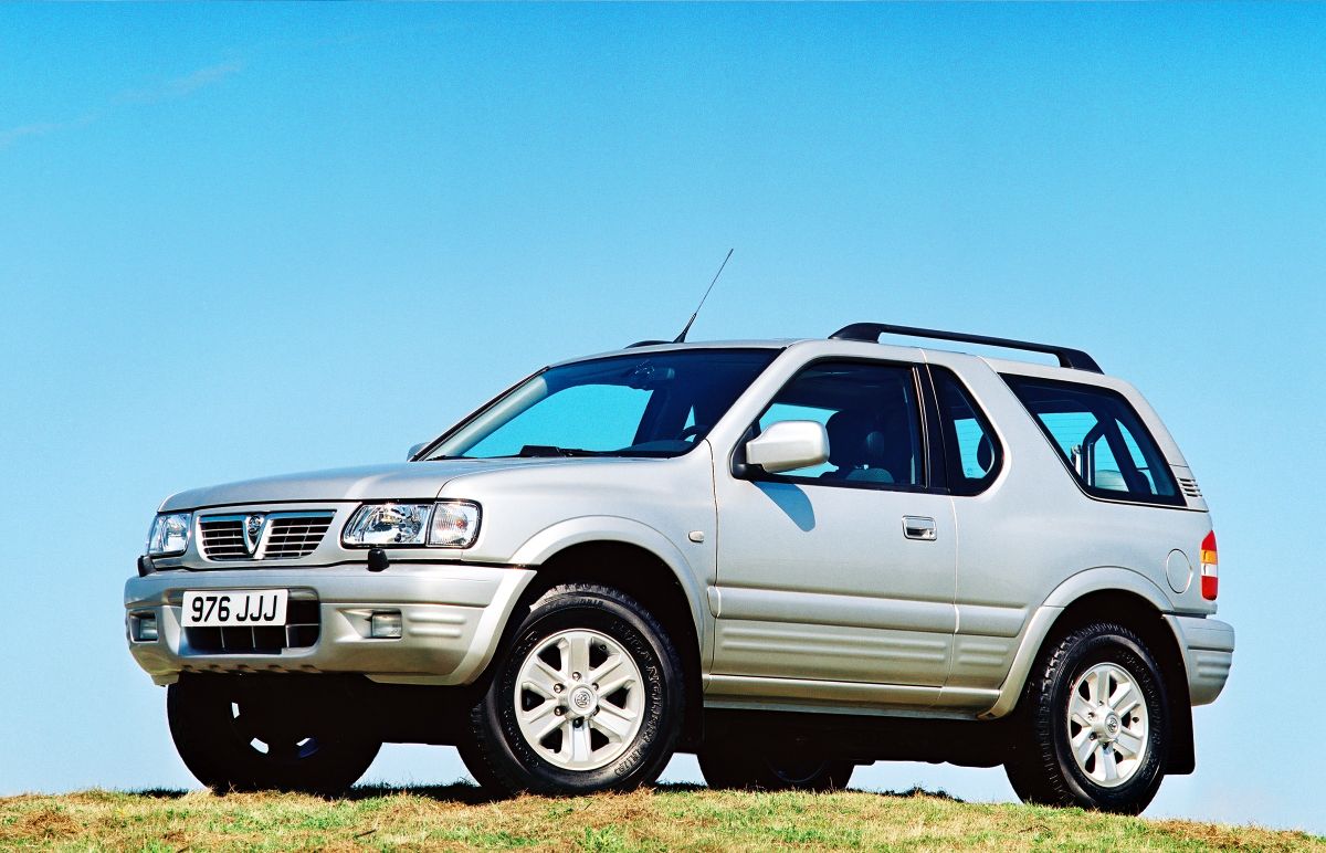 فوكسهول فرونتيرا 2001. الهيكل، المظهر الخارجي. إس يو في ٣ أبواب, 2 الجيل، تحديث