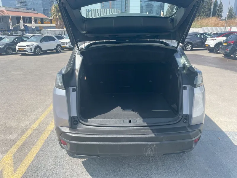 Peugeot 3008 2nd hand, 2021, private hand