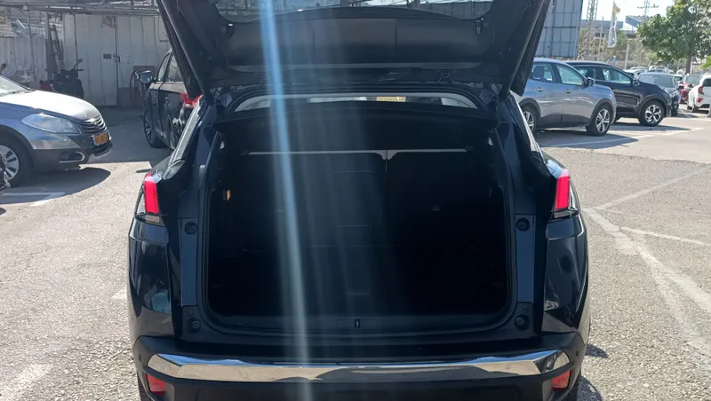 Peugeot 3008 с пробегом, 2020