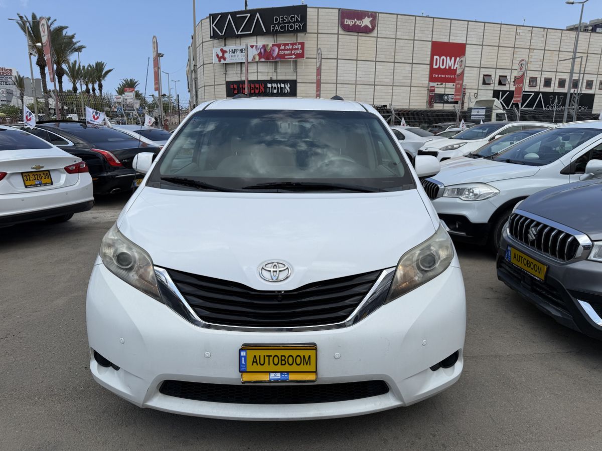 Toyota Sienna с пробегом, 2014, частная рука