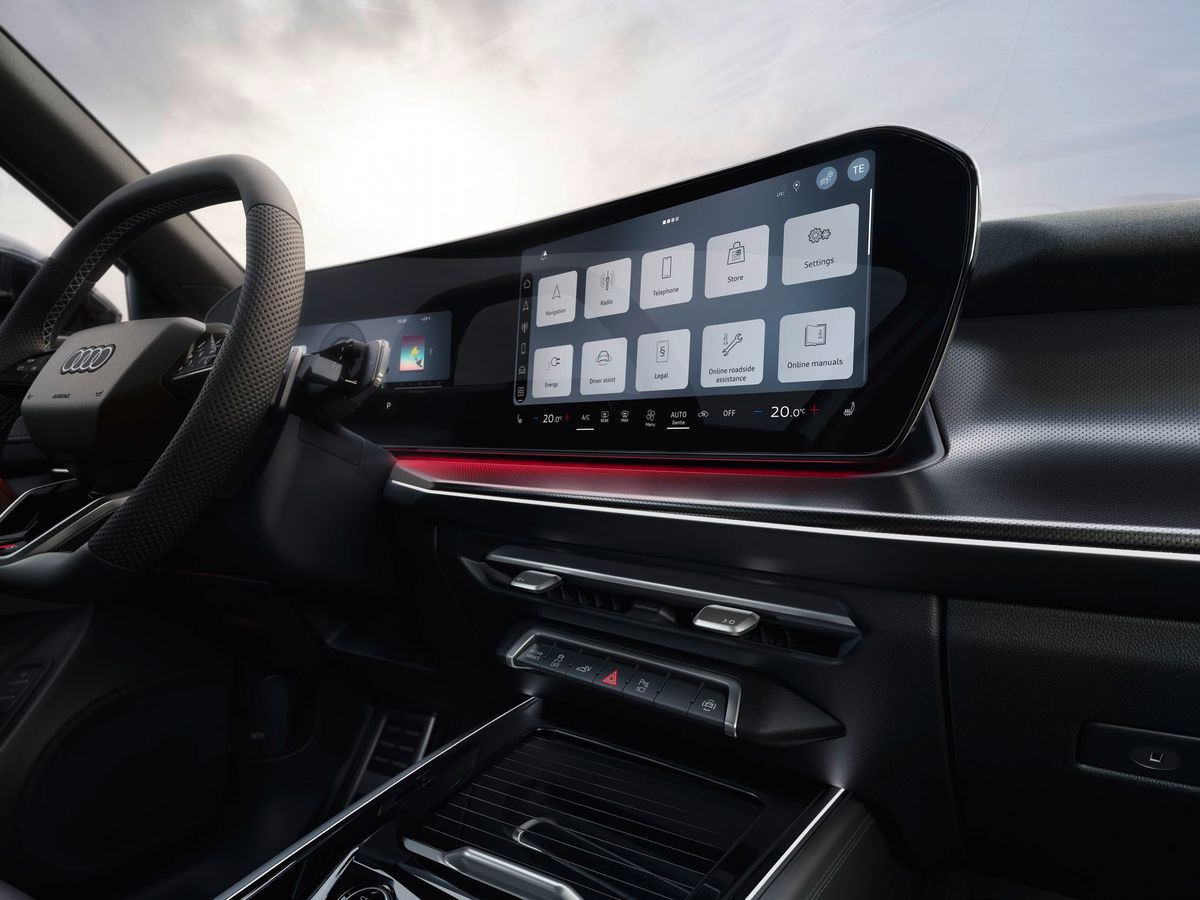 Audi Q3 Sportback 2025. Мультимедиа. Кроссовер Купе, 2 поколение