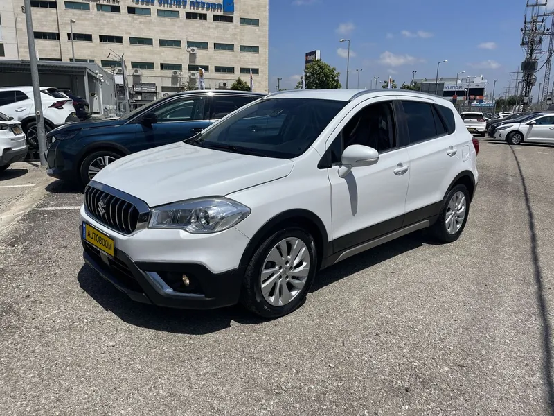 Suzuki Crossover с пробегом, 2019, частная рука