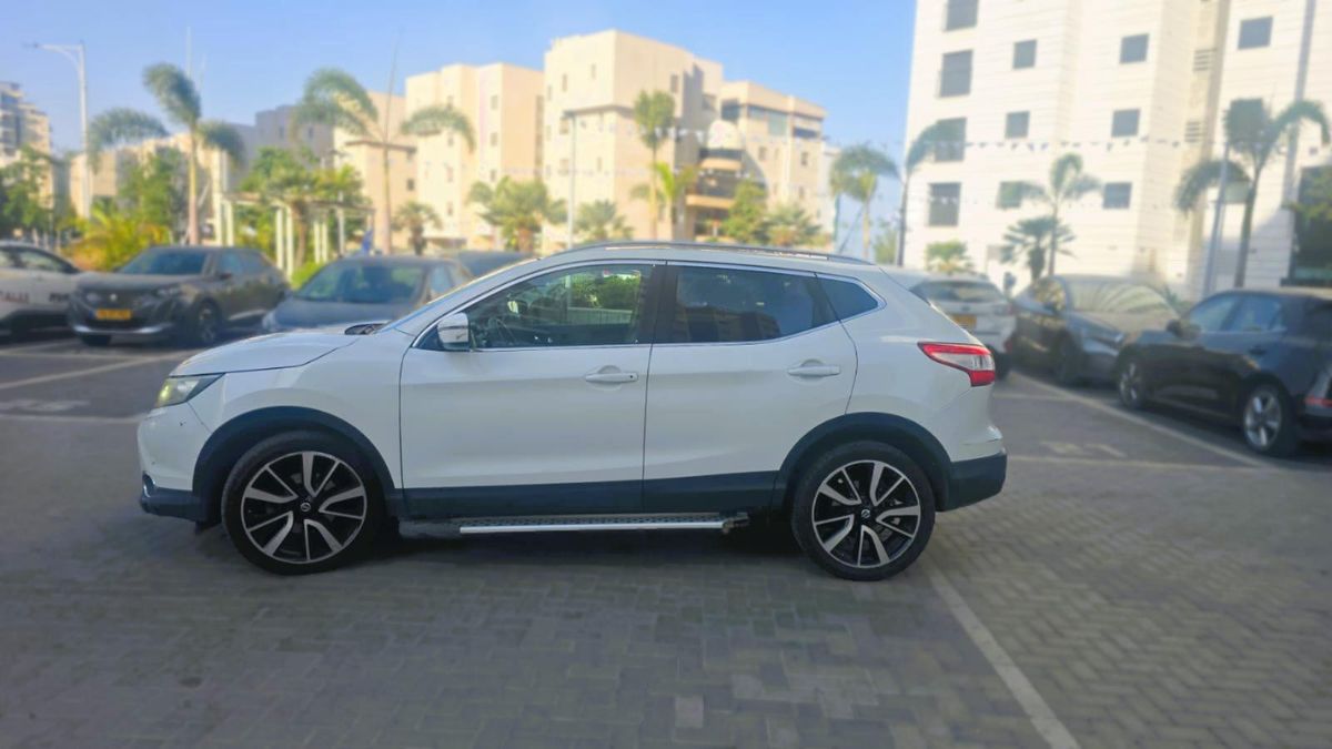 Nissan Qashqai 2ème main, 2016, main privée