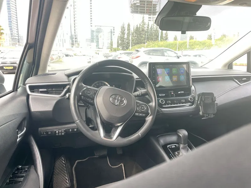 Toyota Corolla 2nd hand, 2021