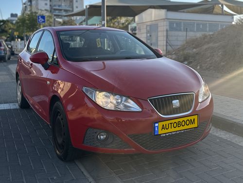 SEAT Ibiza, 2010, фото
