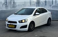 Chevrolet Sonic 2nd hand, 2015, private