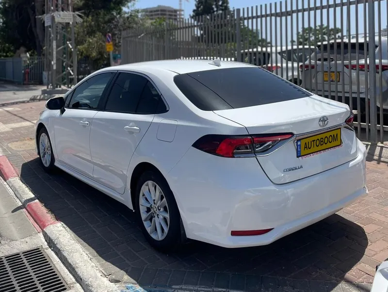 Toyota Corolla 2nd hand, 2021