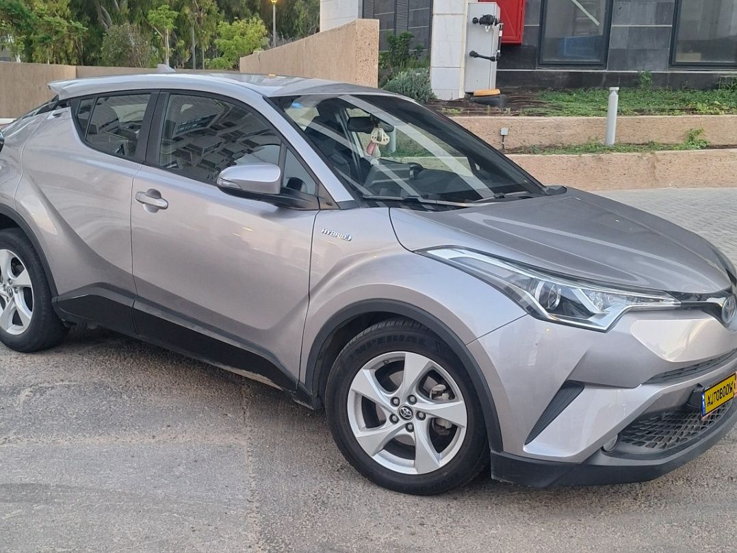 Toyota C-HR с пробегом, 2018, частная