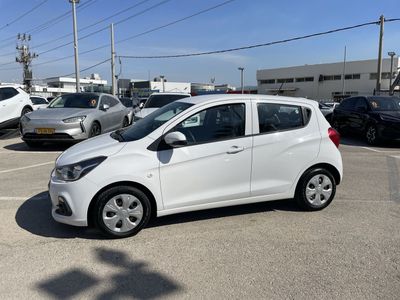 Chevrolet Spark 2nd hand, 2018, private hand