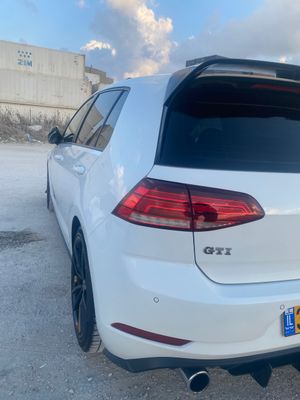 Volkswagen Golf GTI 2nd hand, 2018, private hand