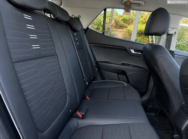 Kia Stonic 2nd hand, 2021, private