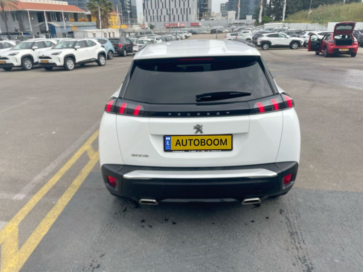 Peugeot 2008 2nd hand, 2021, private hand