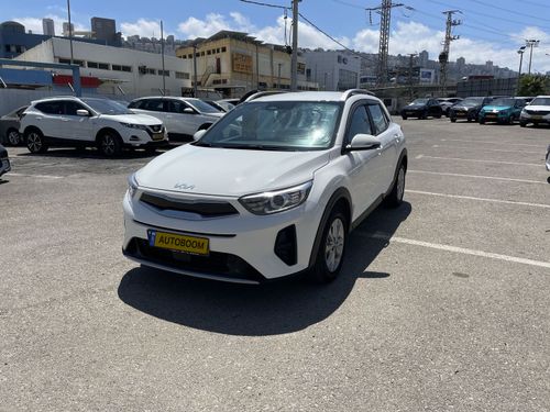 Kia Stonic, 2022, photo