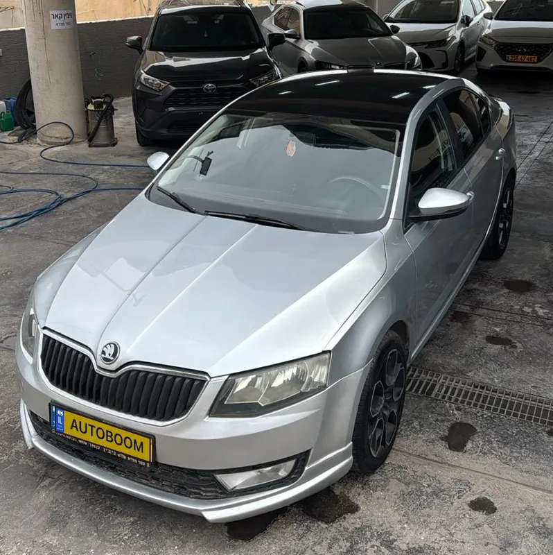 Škoda Octavia 2ème main, 2015, main privée