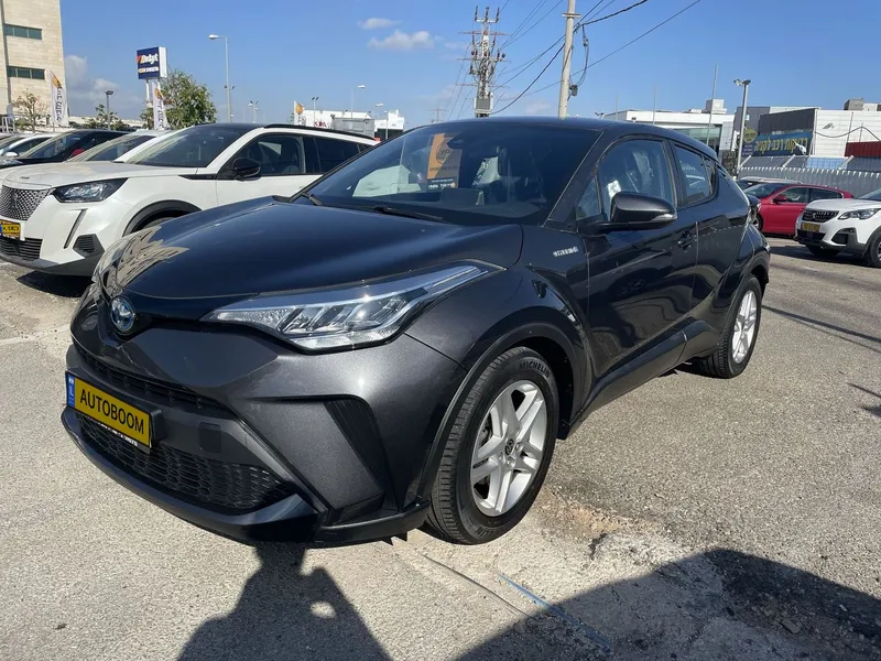 تويوتا C-HR مستعمل, 2021