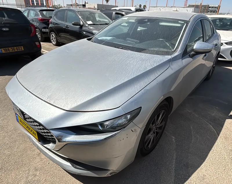 Mazda 3 2nd hand, 2021