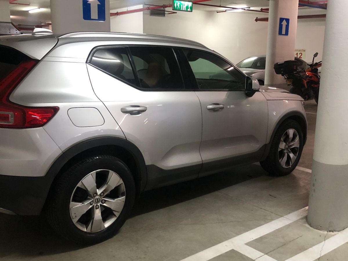 Volvo XC40 2nd hand, 2018, private hand
