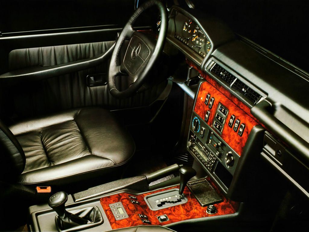 Мерседес G-Class 1994. Передние сидения. Внедорожник 5 дв., 2 поколение, рестайлинг