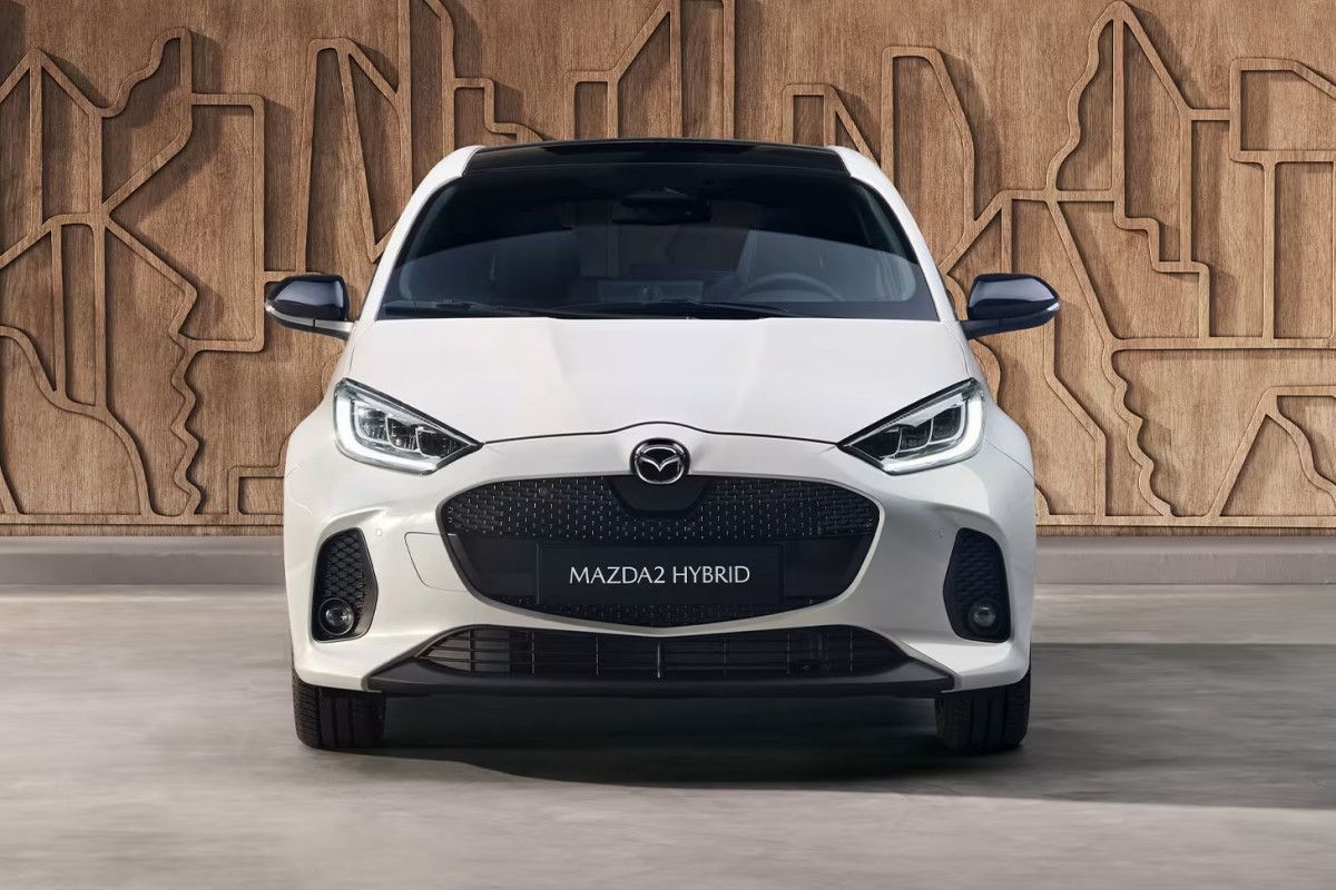 Mazda 2 Hybrid. Кузов.
