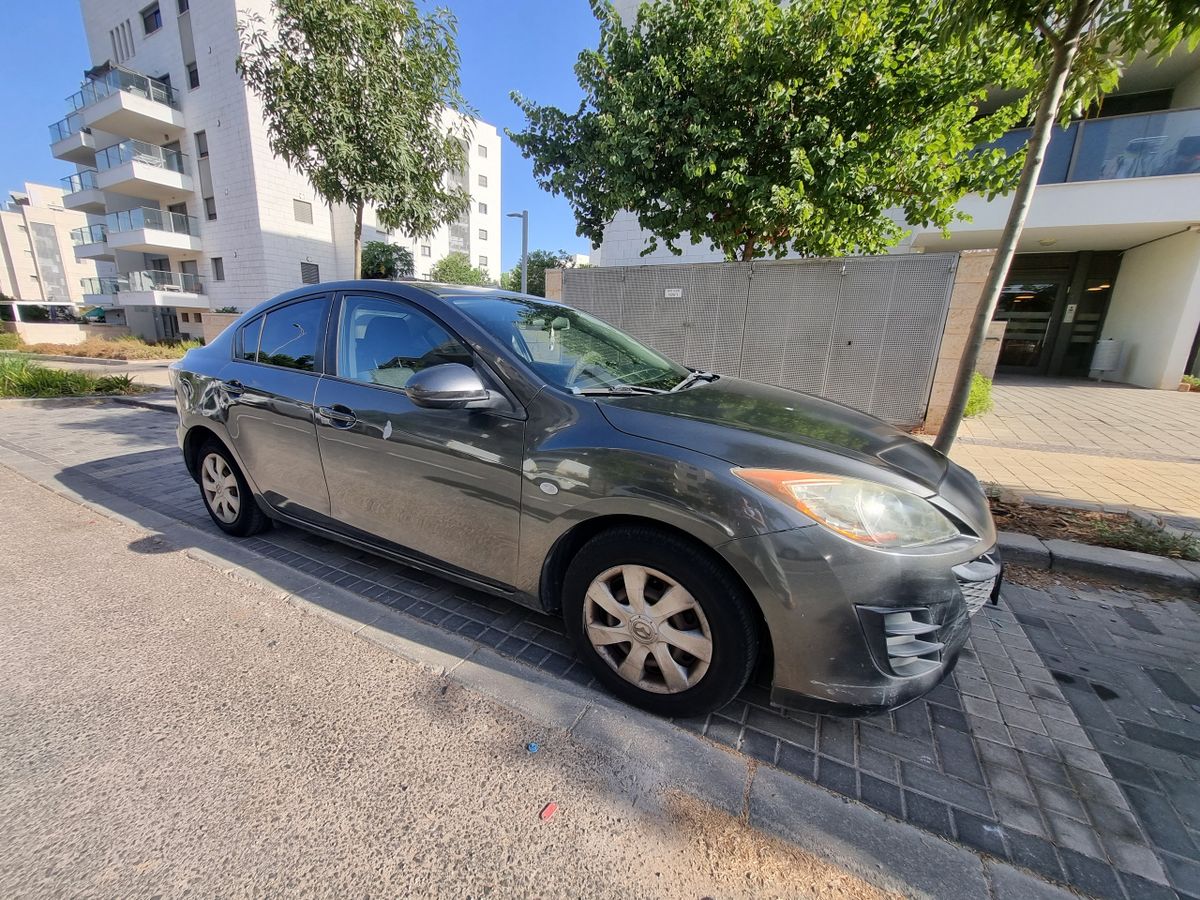 Mazda 3 2nd hand, 2010, private hand