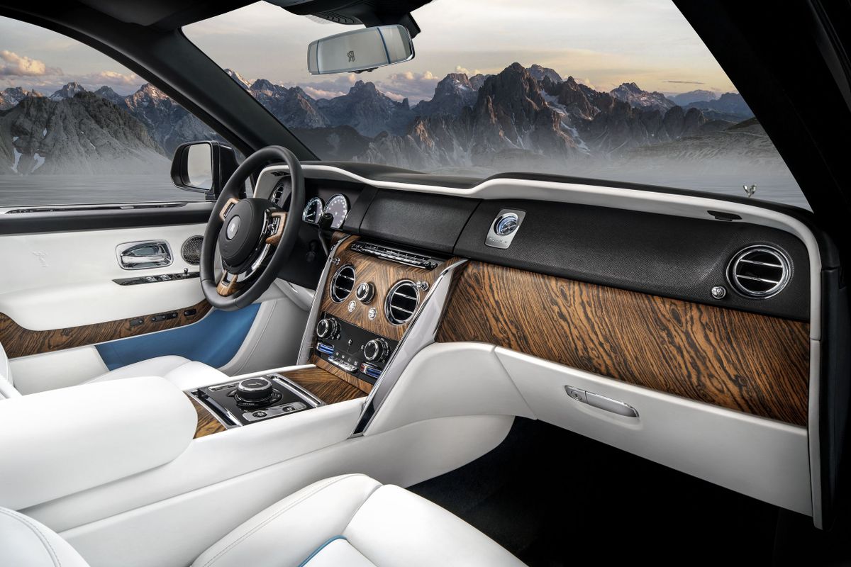 Rolls-Royce Cullinan 2018. Front seats. SUV 5-doors, 1 generation