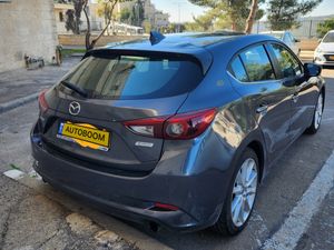 Mazda 3, 2017, фото