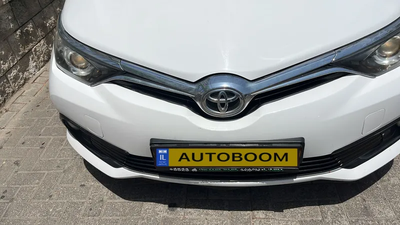Toyota Auris 2ème main, 2016, main privée
