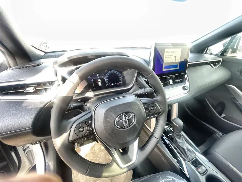 Toyota Corolla Cross nouvelle voiture, 2025