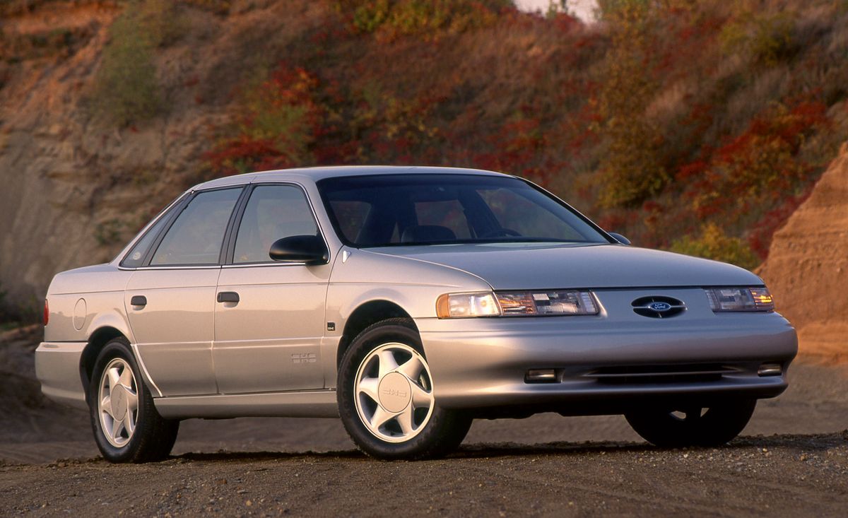 Ford Taurus 1991. Carrosserie, extérieur. Berline, 2 génération