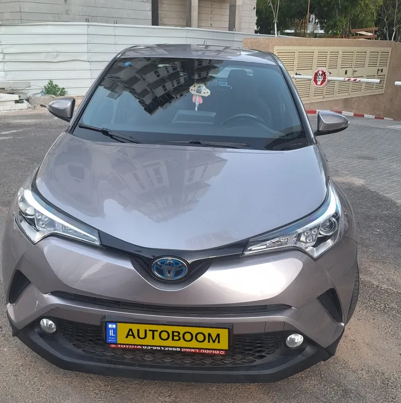 Toyota C-HR с пробегом, 2018, частная