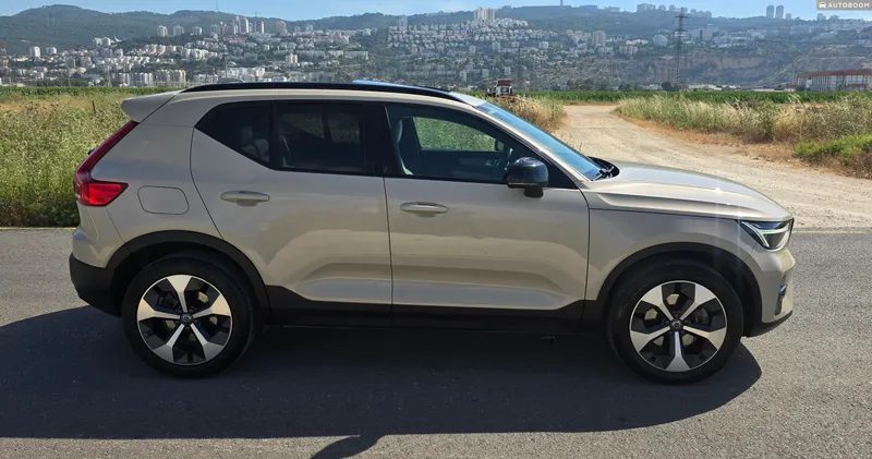 Volvo XC40 2nd hand, 2024, private