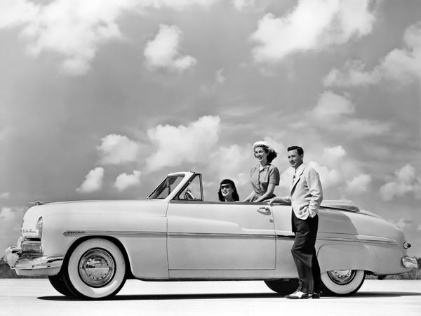 מרקורי  אייט 1949. מרכב, צורה. קבריולט, 3 דור