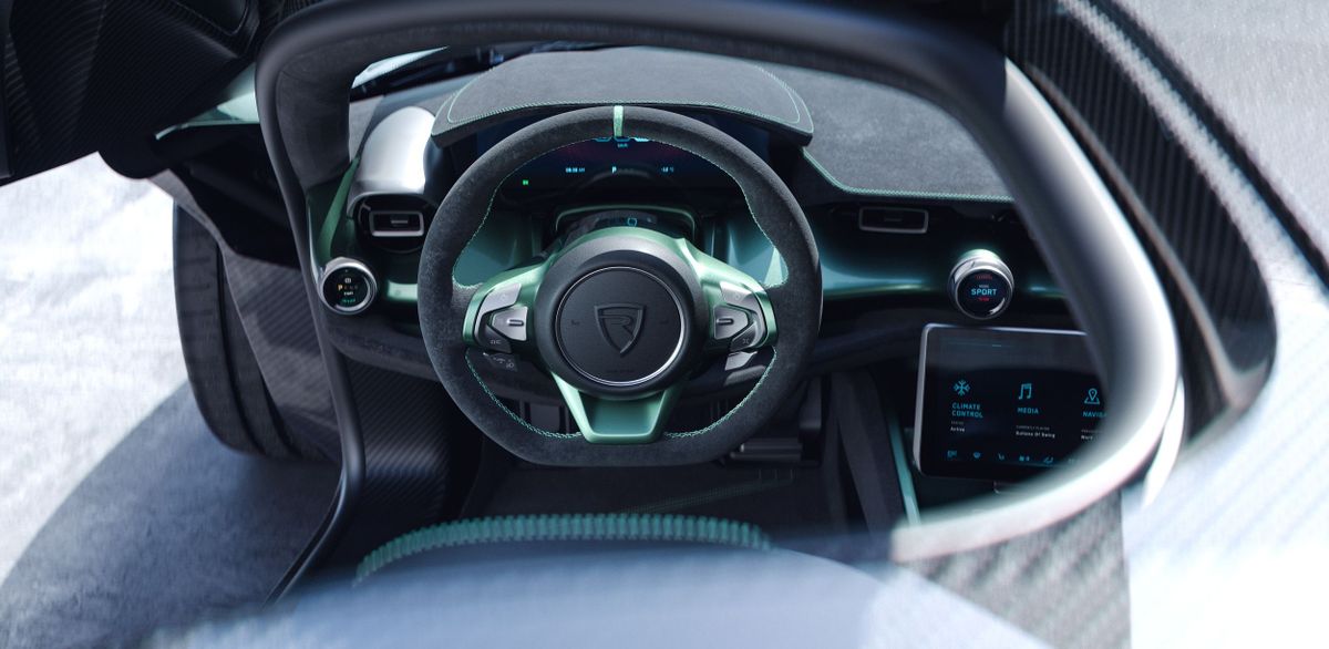 Rimac Nevera. Руль.