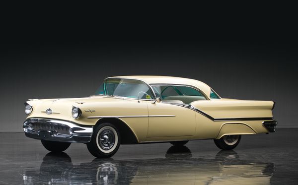 Oldsmobile Ninety Eight 1957. Carrosserie, extérieur. Coupé, 4 génération