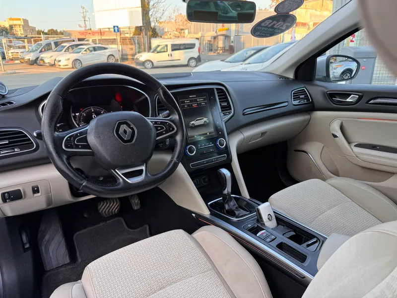 Renault Megane 2nd hand, 2018, private hand