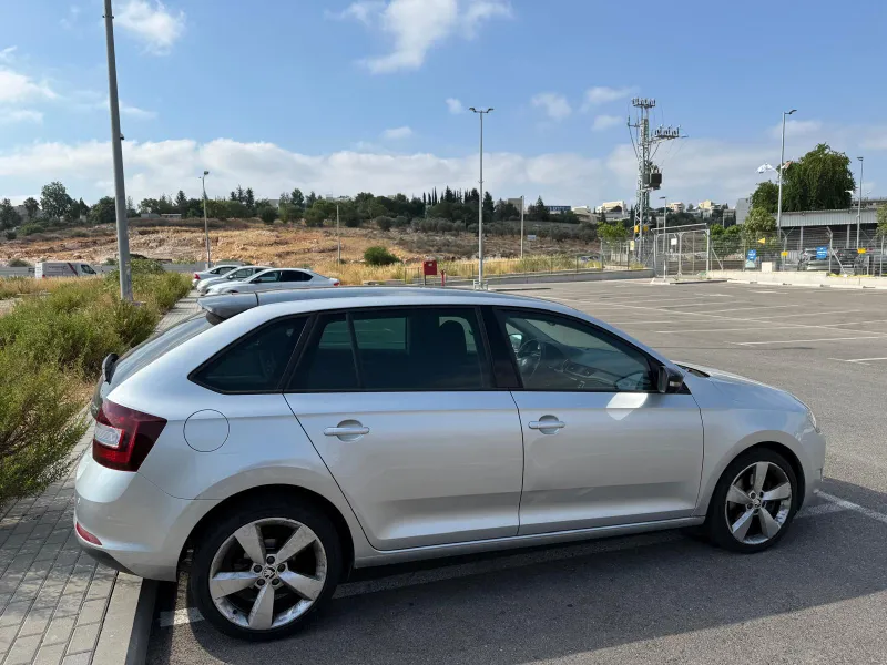 Skoda Rapid с пробегом, 2018, частная рука