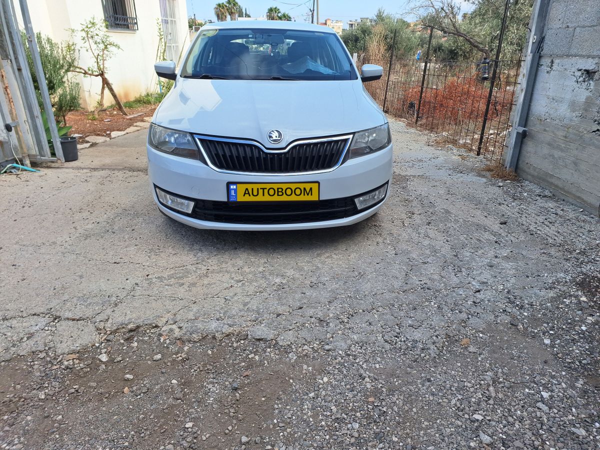 Škoda Rapid 2ème main, 2016, main privée