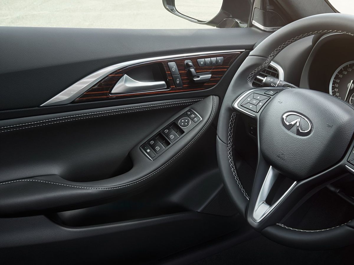 Infiniti Q30 2015. Steering wheel. Hatchback 5-door, 1 generation
