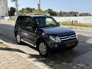 מיצובישי פאג'רו‏, 2008, תמונה
