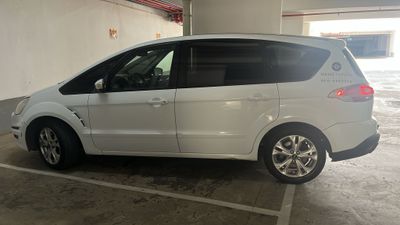 Ford S-MAX 2nd hand, 2013, private hand