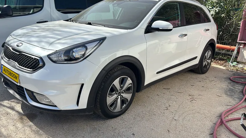 Kia Niro 2nd hand, 2018, private