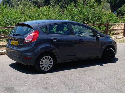 Ford Fiesta 2ème main, 2013